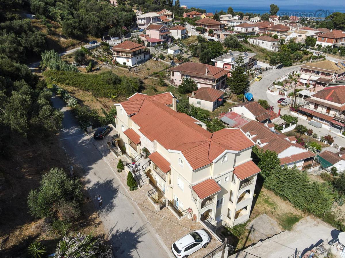 Villa Konstantina Petrití المظهر الخارجي الصورة