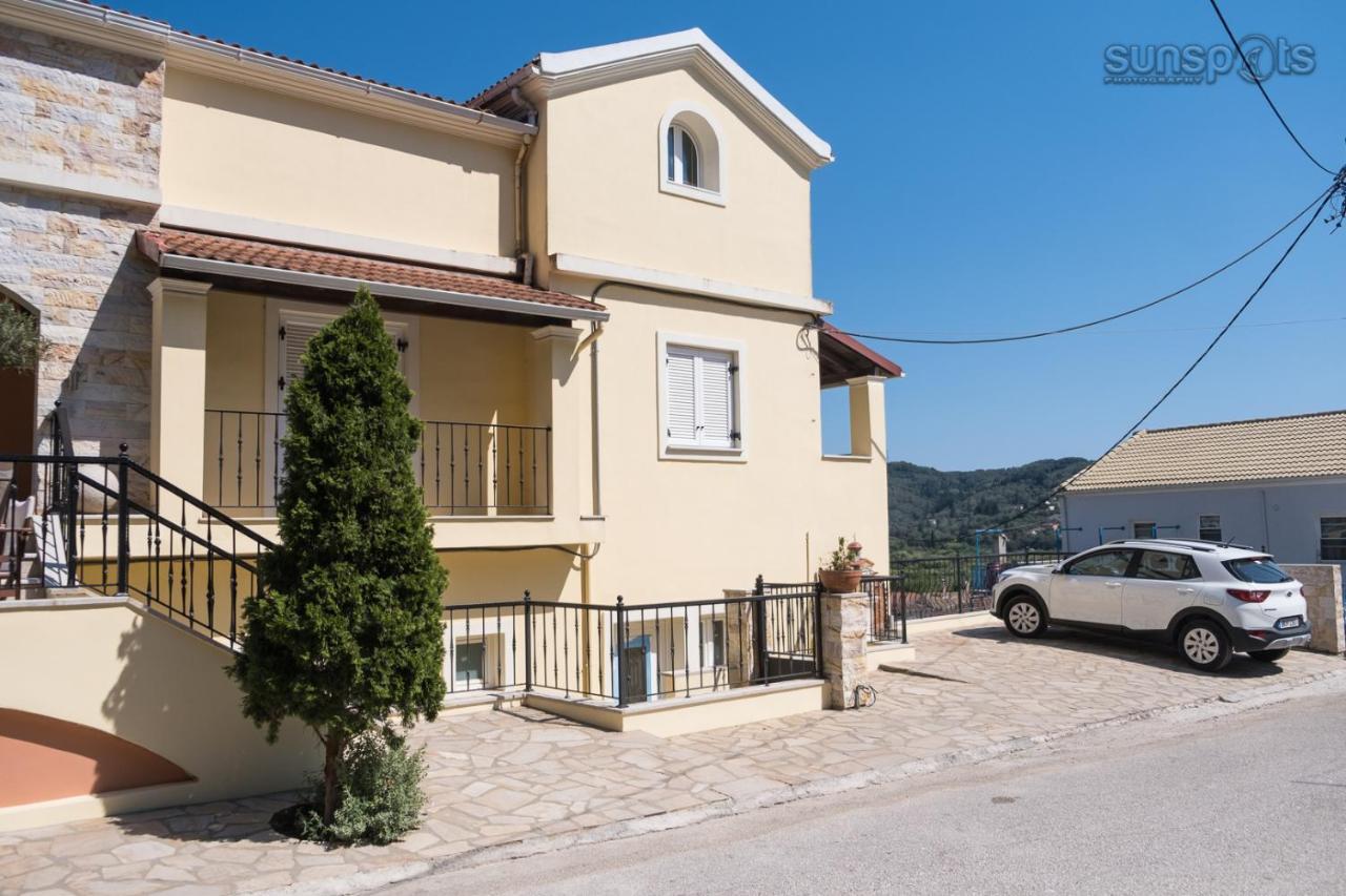 Villa Konstantina Petrití المظهر الخارجي الصورة